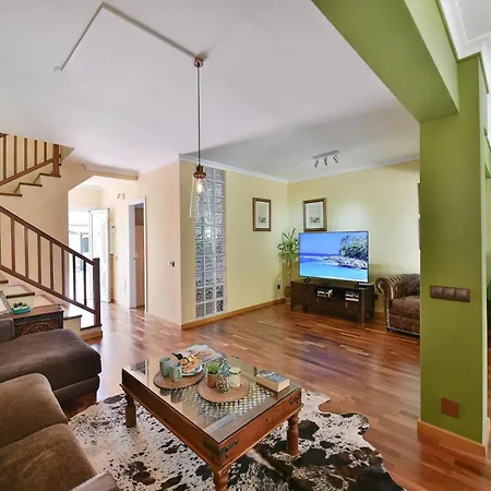 Apartamento En By Interhome